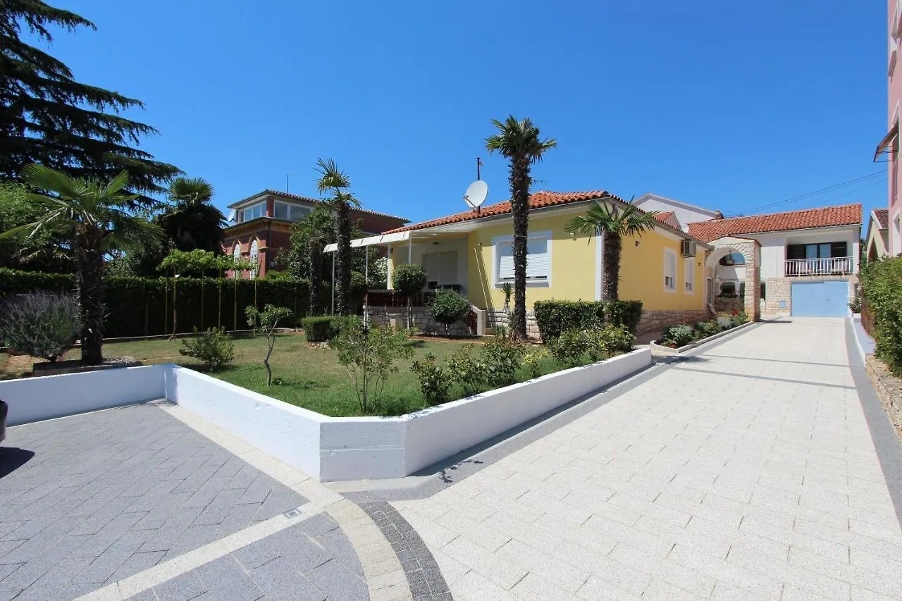 Apartments Knezovic Rovinj 0*,  Chorwacja